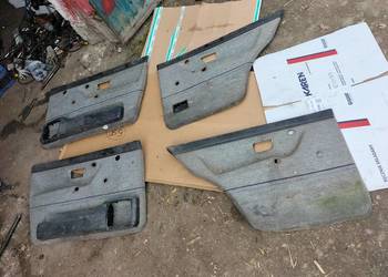 GOLF 2 4D 5 DBOCZKI TAPICERKA DRZWI