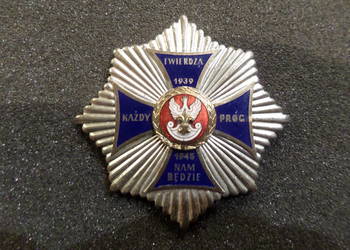 Harcerski Konspiracyjny Złoty Krzyż z Gwiazdą