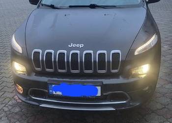 Sprzedam Jeepa Cherokee