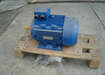 Silnik elektryczny 3 fazowy 4,5 KW ( NOS )