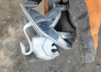 Emblemat znaczek logo maski Peugeot 508