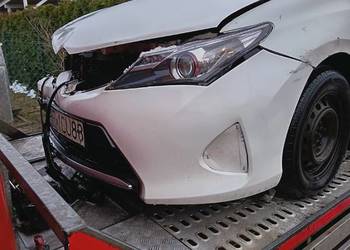 Sprzedam toyote auris2.1.4 dizel uszkodzonom