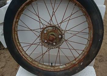 Koło z oponą WFM WSK