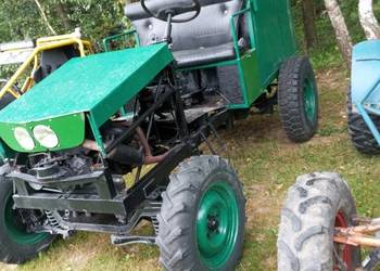Traktor sam