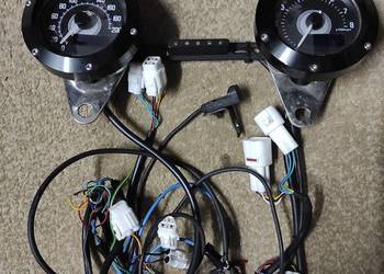 Liczniki DAYTONA uniwersalne zegary