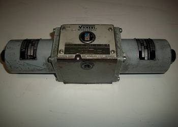 Zawór Vickers DG4S4 010C 24DC 41 DE15