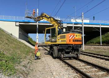 Wynajem koparki dwudrożnej kolejowej Liebherr A900ZW 20t