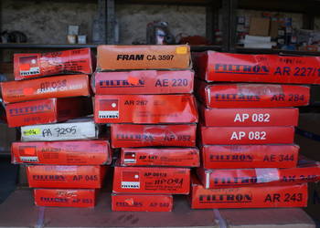 AP 102 - FILTRON - FILTR POWIETRZA HONDA ACCORD 2.0,2.3 91-9