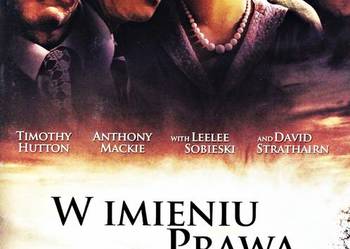 W IMIENIU PRAWA     DAVID STRATHAIRN