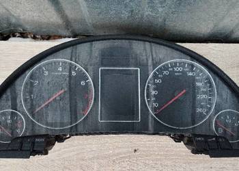 Licznik zegary Audi A4 b6 2.0 benzyna automat