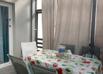 Nowoczesny dom,położony na wzniesieniu z piękną panoramą.