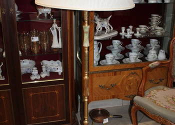 Lampa podłogowa z mosiądzu i onyksu nr 232 Lampa podłogowa z mosiądzu i onyksu nr 232