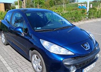Peugeot 207 1.4 benzyna klima