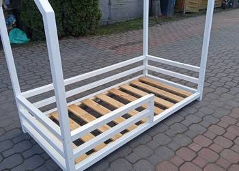 Sprzedam łóżko domek