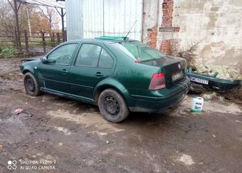 Sprzedam samochód osobowy marki VW
