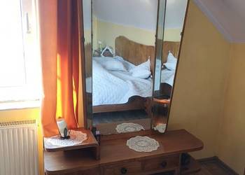 Toaletka Mid-Century lata 60. orzech, potrójne lustro – Zabrze