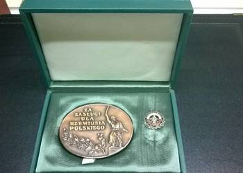 Medal Za Zasługi dla Rzemiosła Polskiego, odznaka, pudełko