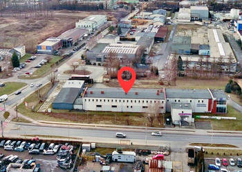 Wjazd z DK, magazyn, biura, TIR, S1-800m