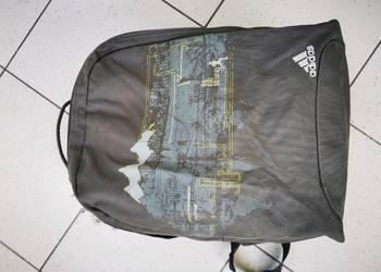 Plecak adidas oliwkowy