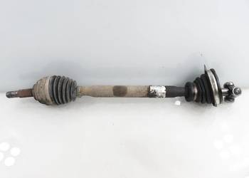 PÓŁOŚ LEWA PRZEDNIA DACIA SANDERO I 1.6 8200499304