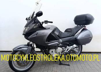 Honda NTV 700 NT700VA  2006rok  kufer centralny Deauville DUAL ABS