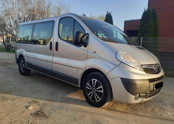 Opel Vivaro 2.0 Long 9 osobowe NAWIEWY NA KAŻDY RZĄD