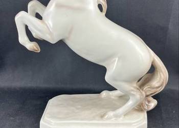 Porcelanowa figurka konia Cartendorf