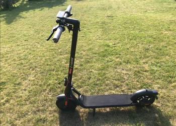 Sprzedam Hulajnogę Elektryczną Navee V25I Pro