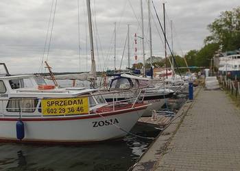 Jacht motorowy "Cascaruda 980"-stałe miejsce w marinie- własny slip.