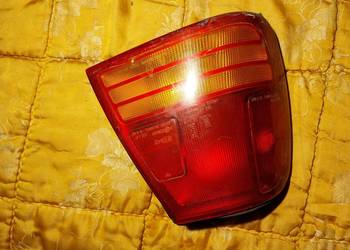 Lewa lampa tył Suzuki Swift sedan