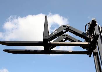 Widły wysuwane do wózka widłowego KAUP 2T140 SV 2000kg 600mm zakres2460mm