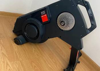 Trenażer rowerowy Elite Turno Misuro B+ kaseta