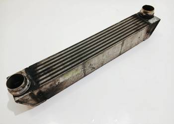 CHŁODNICA INTERCOOLERA BMW E60 E61 306D3 3.0D 7795823 (0000145)
