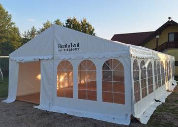 Namioty na wydarzenia plenerowe;
