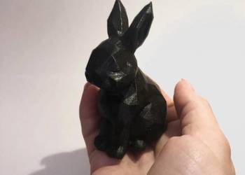 Czarny zajączek Wielkanoc