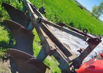 Pług 3 skibowy