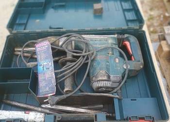 Młot udarowy wiercąco kujący Bosch