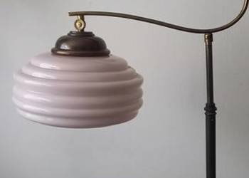 Stara, mosiężna lampa podłogowa z ruchomym ramieniem - duży klosz