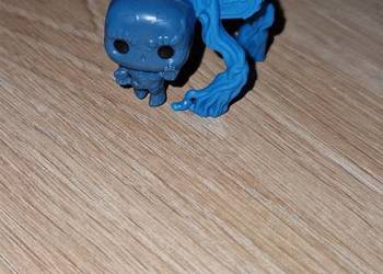 figurka z jajka Kinder Joy Stranger Things potwór