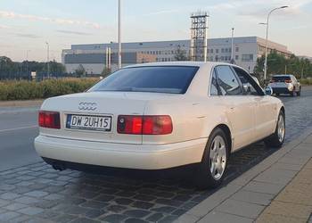 Audi A8 4.2 V8 q. (welur, podw. szyby, el. dach, kier., roleta, hak wypin.)