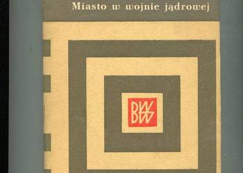 Miasto w wojnie jądrowej - Jerzy Zakrzewski