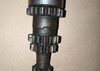 Wał skrzyni biegów że wstecznym biegiem Dniepr MT K650