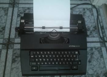 Maszyna do pisania elektryczna, walizkowa, PRIVILEG 530 C