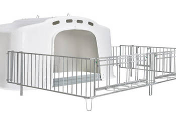 Domek dla cieląt pojedynczy CalfOTel XL-10 z 6-częściowym wygrodzeniem bez…