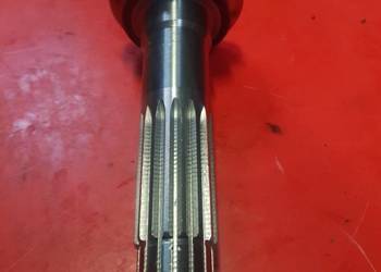 804202017 Wałek WOM na ząbki MTZ PRONAR