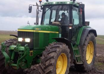 Sprzedam John Deere 6810