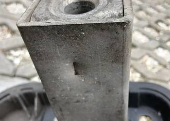 Odbój strefa zgniotu absorber sztyca przód Audi A6 C6 Prawa 4F0807134