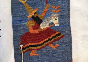 Wełniany Kilim Lajkonik Krakowski – Vintage PRL z Pieczęcią