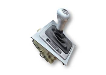 AUTOMAT LEWAREK WYBIERAK + RAMKA MERCEDES W204 A2046800190 A2042677524