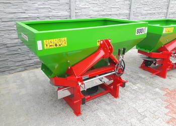 Rozsiewacz do nawozu Strumyk TYTAN  400-1600l transport
